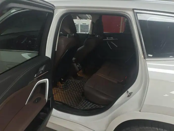 BMW X1 2023 Model sDrive25Li M Sports Set – фото 10