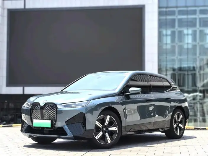 BMW iX 2022 Model xDrive40 – фото 1