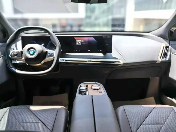 BMW iX 2022 Model xDrive40 – фото 5