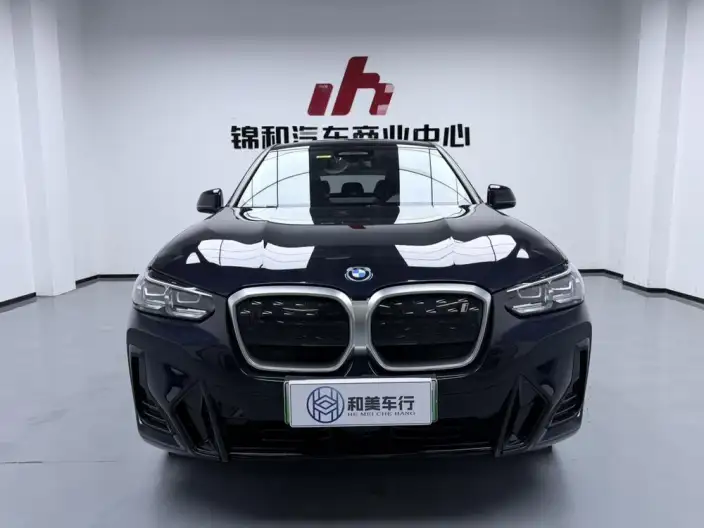 BMW iX3 2022 Model Leading Model – фото 2