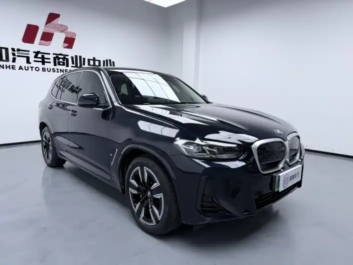 BMW iX3 2022 Model Leading Model – фото 3