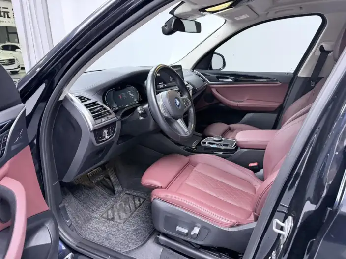 BMW iX3 2022 Model Leading Model – фото 10
