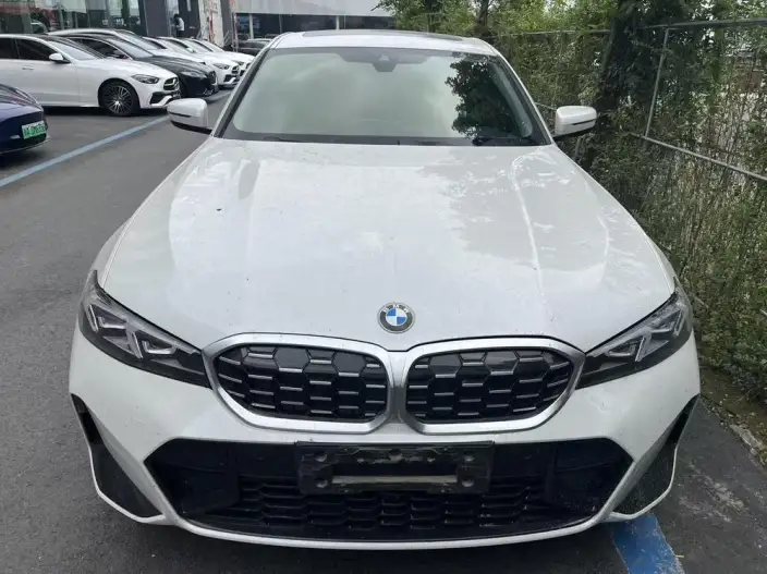 BMW 3 Series 2023 Model 325Li M Sports Set – фото 2