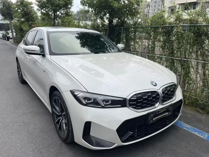 BMW 3 Series 2023 Model 325Li M Sports Set – фото 3
