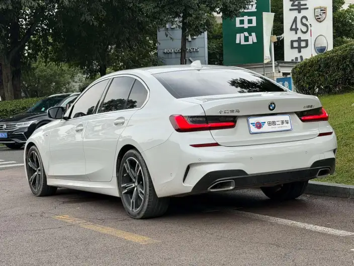 BMW 3 Series 2022 Model Facelift 325i M Sports Set – фото 4