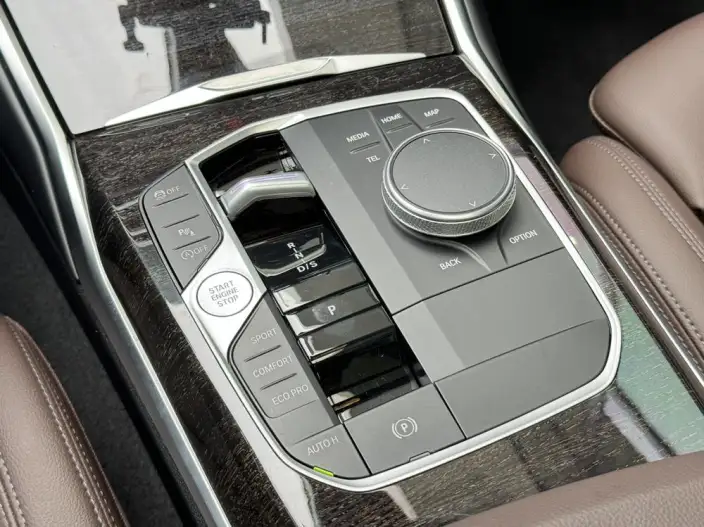 BMW 3 Series 2023 Model 325Li xDrive M Sports Set – фото 10
