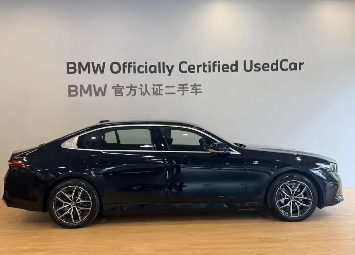 BMW i5 2025 Model eDrive40L M Sports Set – фото 5