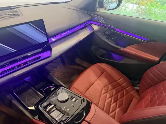 BMW i5 2025 Model eDrive40L M Sports Set – фото 8