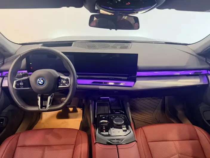 BMW i5 2025 Model eDrive40L M Sports Set – фото 9