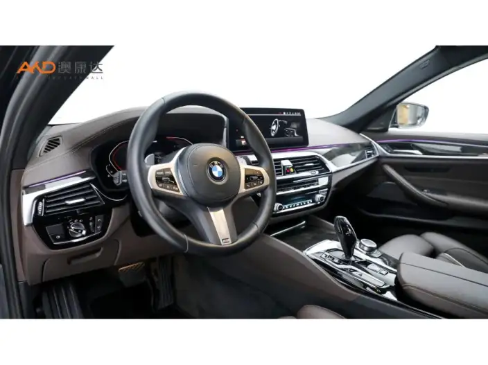 BMW 5 Series 2022 Model Facelift 530Li Exclusive Model M Sports Set – фото 7