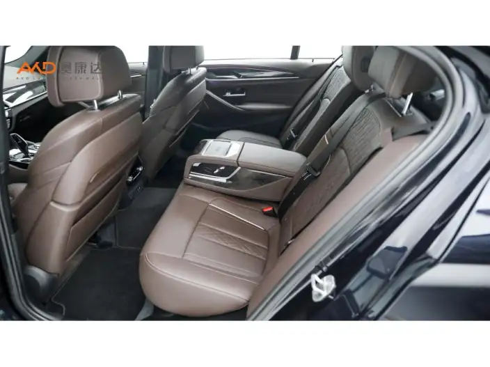 BMW 5 Series 2022 Model Facelift 530Li Exclusive Model M Sports Set – фото 10