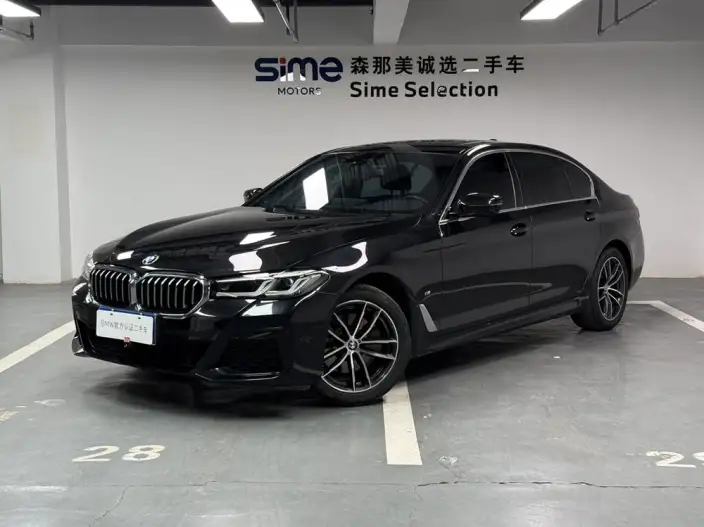 BMW 5 Series 2022 Model Facelift 525Li M Sports Set – фото 1