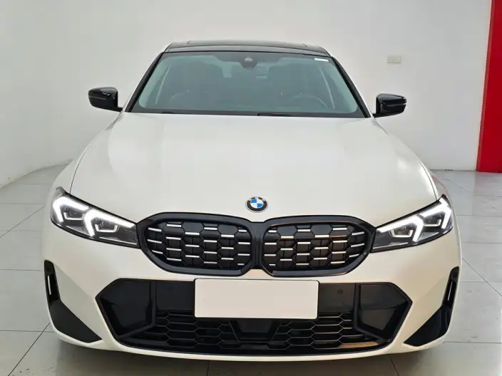 BMW 3 Series 2025 Model 325Li M Sports Set – фото 2