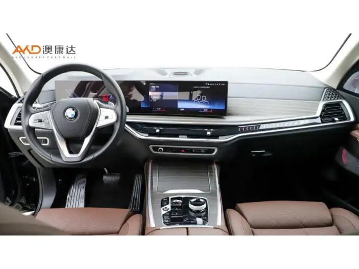 BMW X7 2023 Model xDrive40i Leading Model Luxury Set – фото 7