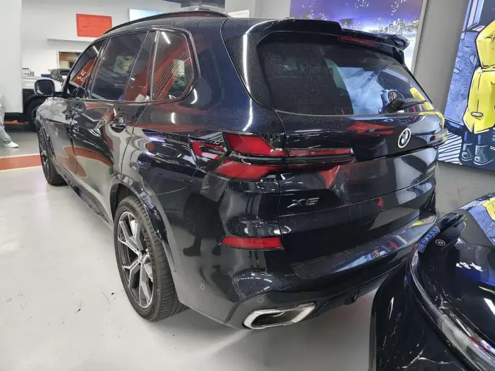 BMW X5 2023 Model xDrive30Li Exclusive Model M Sports Night Set – фото 2