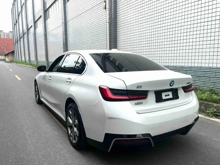 BMW i3 2025 Model eDrive35L – фото 4