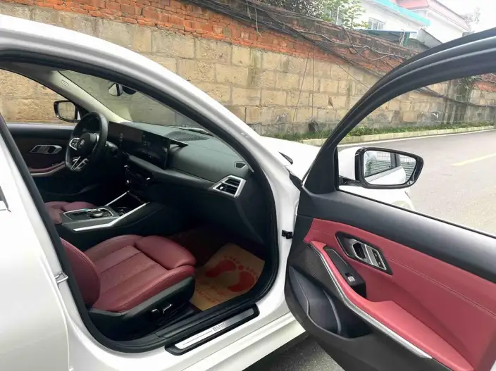 BMW i3 2025 Model eDrive35L – фото 10