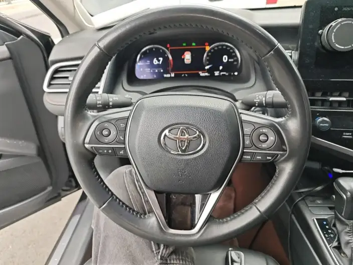 Toyota Camry 2023 Model 2.5G Deluxe Edition – фото 7