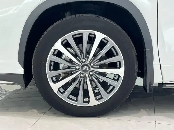 Crown Kluger 2024 Model Intelligent Hybrid 2.5L E-CVT 4WD Deluxe Edition – фото 7