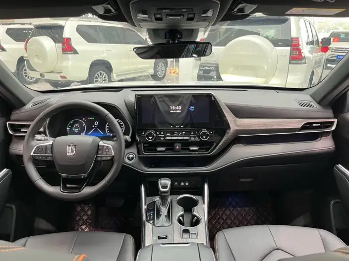 Crown Kluger 2024 Model Intelligent Hybrid 2.5L E-CVT 4WD Deluxe Edition – фото 10