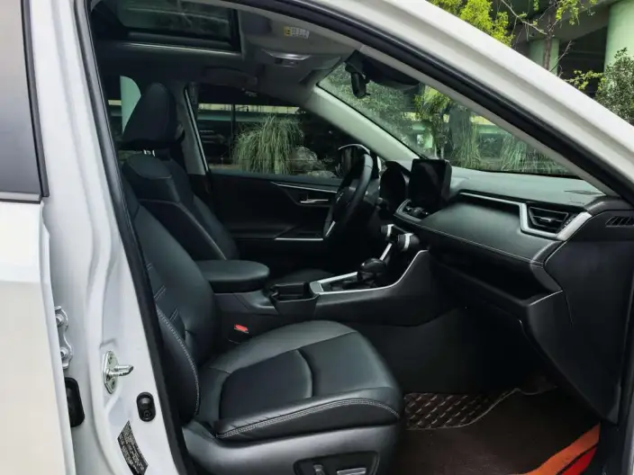 Toyota RAV4 2023 Model 2.0L CVT 2WD Fashion PLUS Edition – фото 10