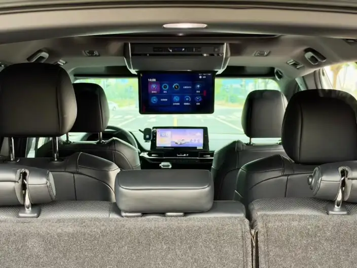 Granvia 2024 Model Intelligent Hybrid 2.5L 4WD Noble PLUS Edition – фото 9