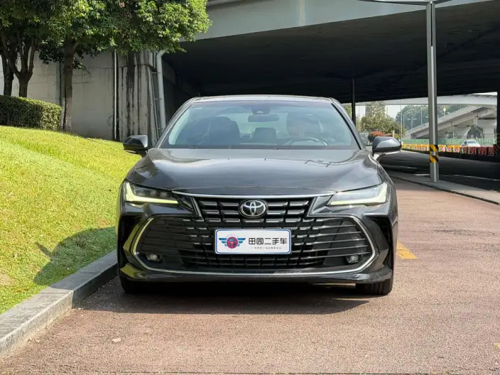 Toyota Avalon 2023 Model 2.0L CVT Deluxe Edition – фото 2