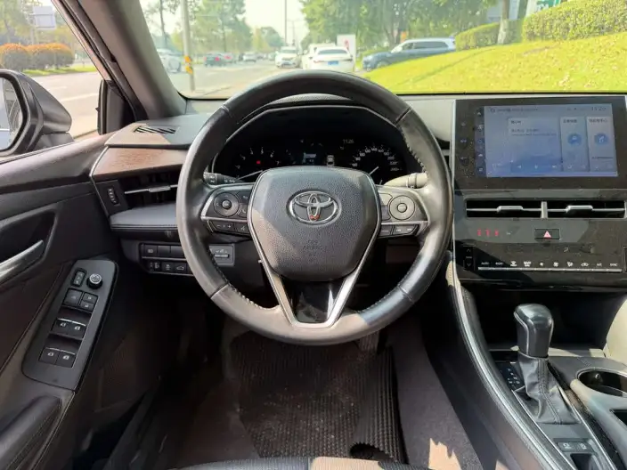 Toyota Avalon 2023 Model 2.0L CVT Deluxe Edition – фото 9