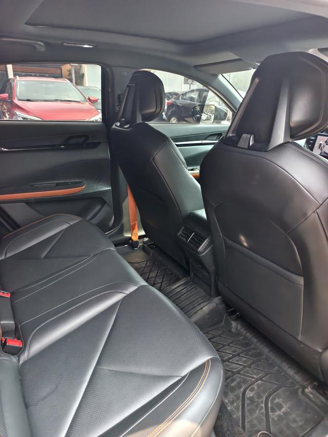 Changan UNI-V 2022 1.5T Sport – фото 7