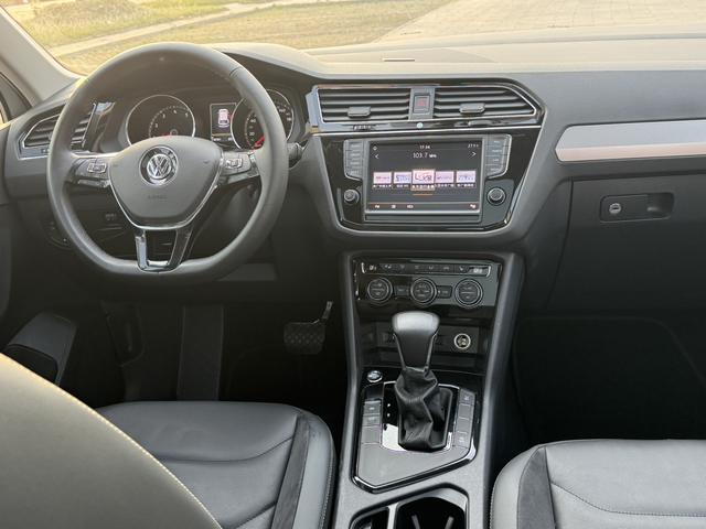 Volkswagen Tiguan L 2017 330TSI Automatic 2WD Luxury – фото 4