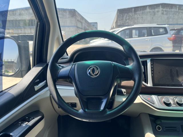 Lingzhi Модель 2020 года M5L 2.0L 7 seat Practical – фото 13