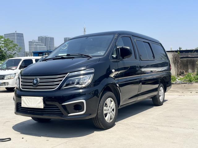 Dongfeng Lingzhi 2022 M5L 1.6L 7-seater Practical