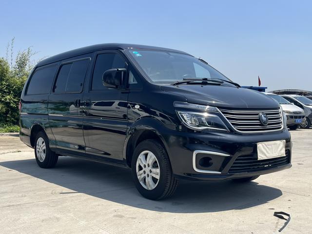 Dongfeng Lingzhi 2022 M5L 1.6L 7-seater Practical