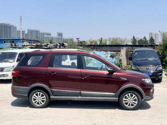 Fengguang 370 2016 модификация 1.5L Manual Exclusive 7 seat