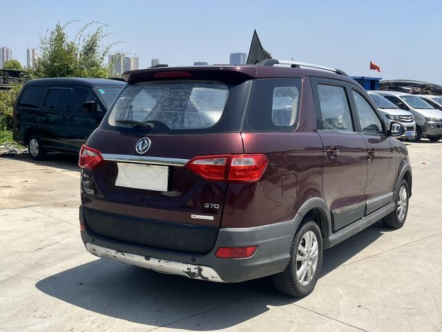 Fengguang 370 2016 модификация 1.5L Manual Exclusive 7 seat – фото 5