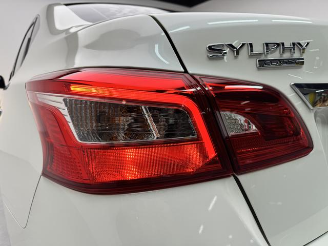 Nissan Sylphy 2022 Classic 1.6 XL CVT Luxury – фото 20