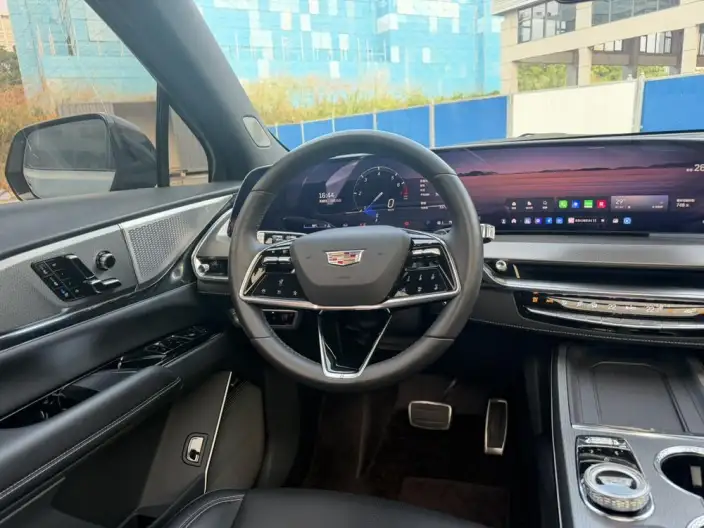 Cadillac XT5 2025 Model 28T 4WD Noble Model – фото 9