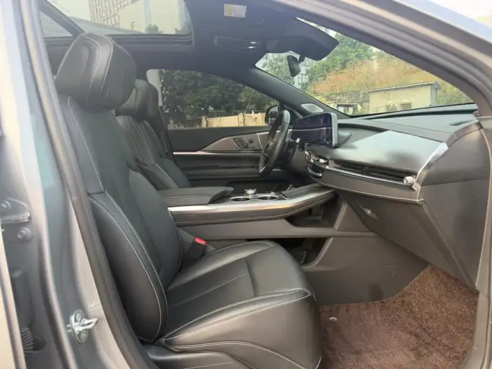 Cadillac XT5 2025 Model 28T 4WD Noble Model – фото 10