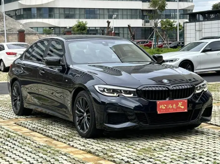 BMW 3 Series 2022 Model 325Li M Sports Night Set – фото 3