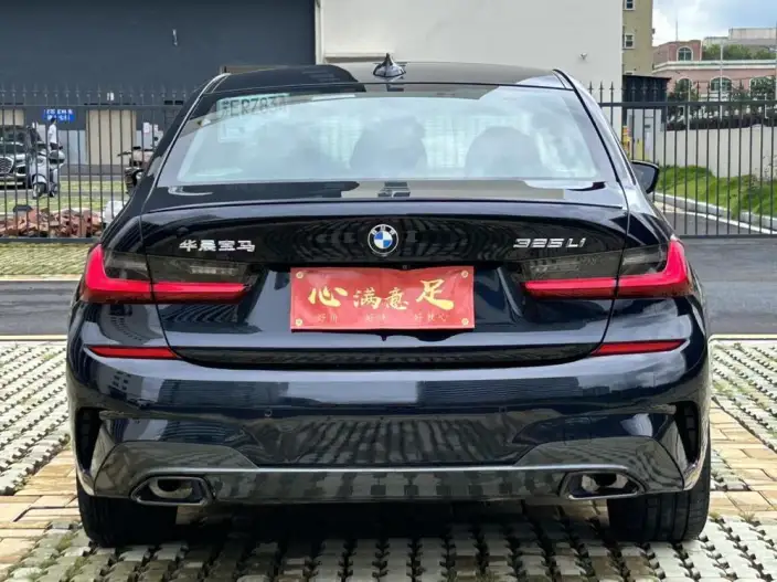 BMW 3 Series 2022 Model 325Li M Sports Night Set – фото 5