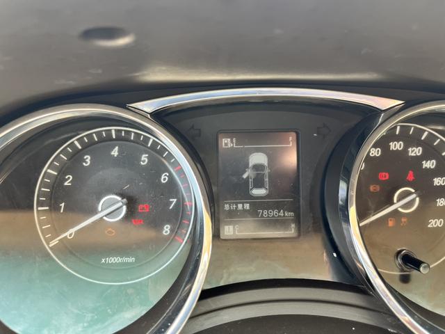 Baojun 730 2016 1.5T Manual Luxury 7-seat – фото 6