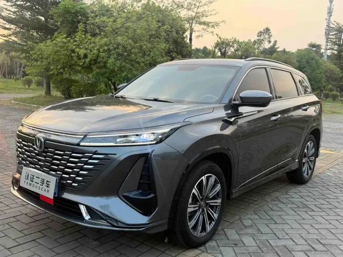 Changan CS75 PLUS 2023 Model Third generation 1.5T Automatic Luxury Model – фото 1