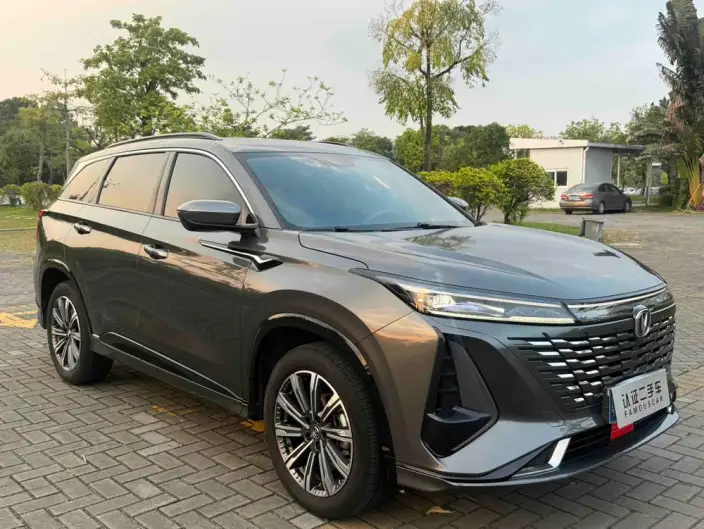 Changan CS75 PLUS 2023 Model Third generation 1.5T Automatic Luxury Model – фото 3