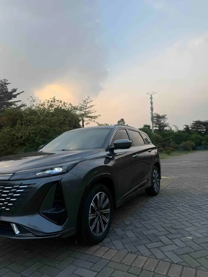 Changan CS75 PLUS 2023 Model Third generation 1.5T Automatic Luxury Model – фото 10
