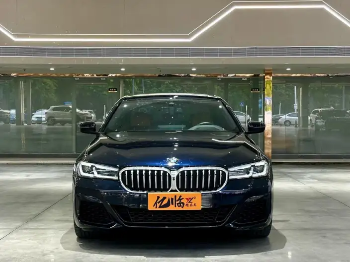 BMW 5 Series Imported 2022 Model Facelift 530i Fashion edition M Sports Set – фото 2