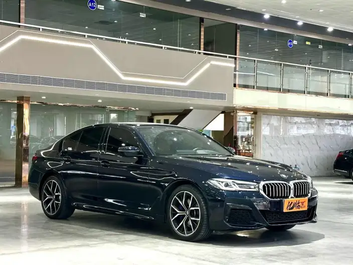 BMW 5 Series Imported 2022 Model Facelift 530i Fashion edition M Sports Set – фото 3