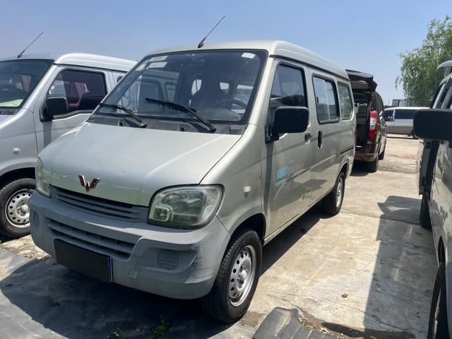 WULING Sunshine 2013 модификация 1.0L Manual Basic