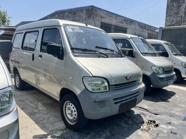 WULING Sunshine 2013 модификация 1.0L Manual Basic