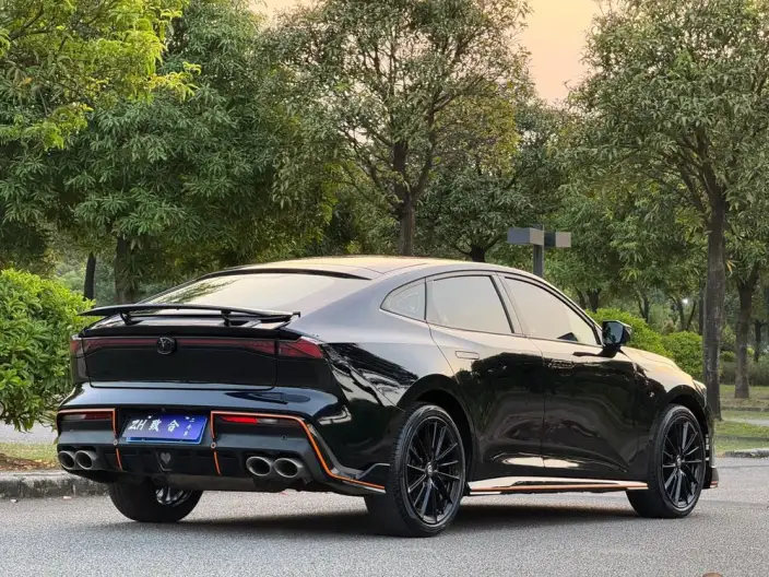 Changan UNI-V 2023 Model 1.5T Sports Edition – фото 7