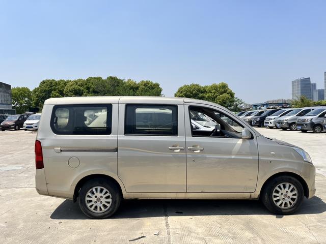 Wuling Rongguang V 2016 модификация 1.5L Standard type